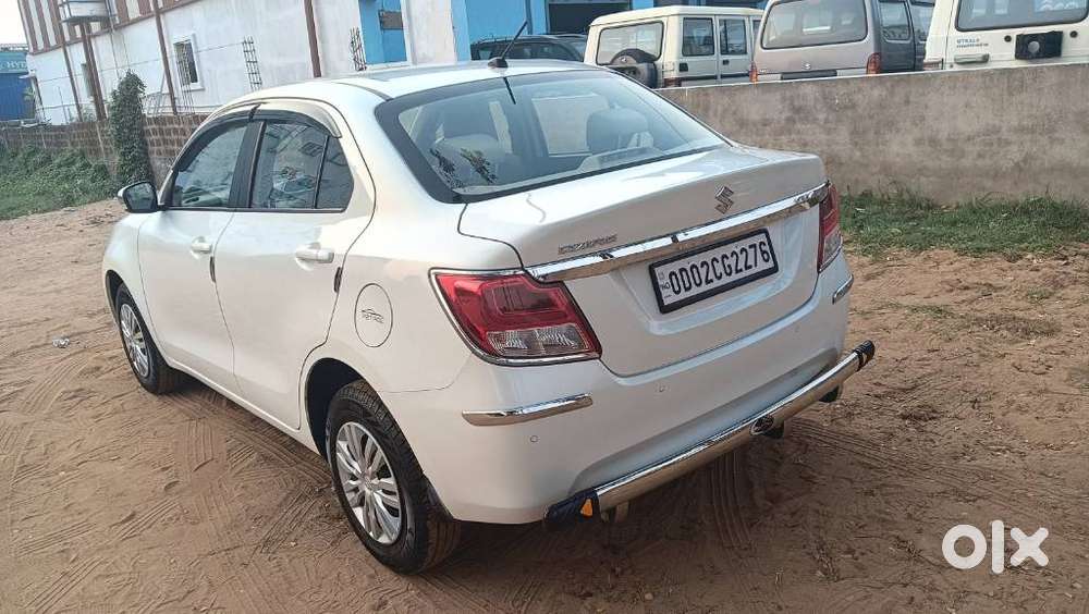Maruti Suzuki Swift Dzire 1.3 Zxi, 2023, Petrol