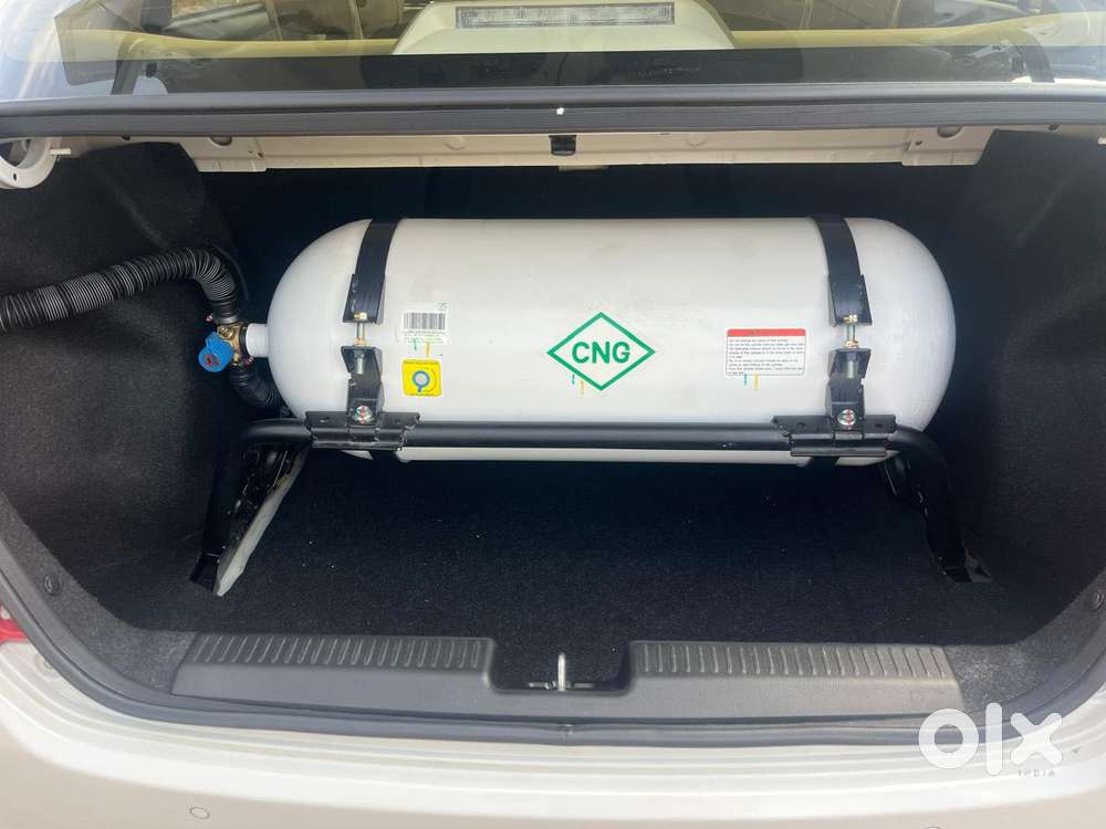 Maruti Suzuki Dzire 1.2 Zxi Cng, 2024, Petrol