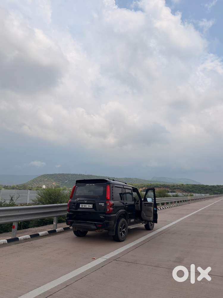 Mahindra Scorpio Classic 2021