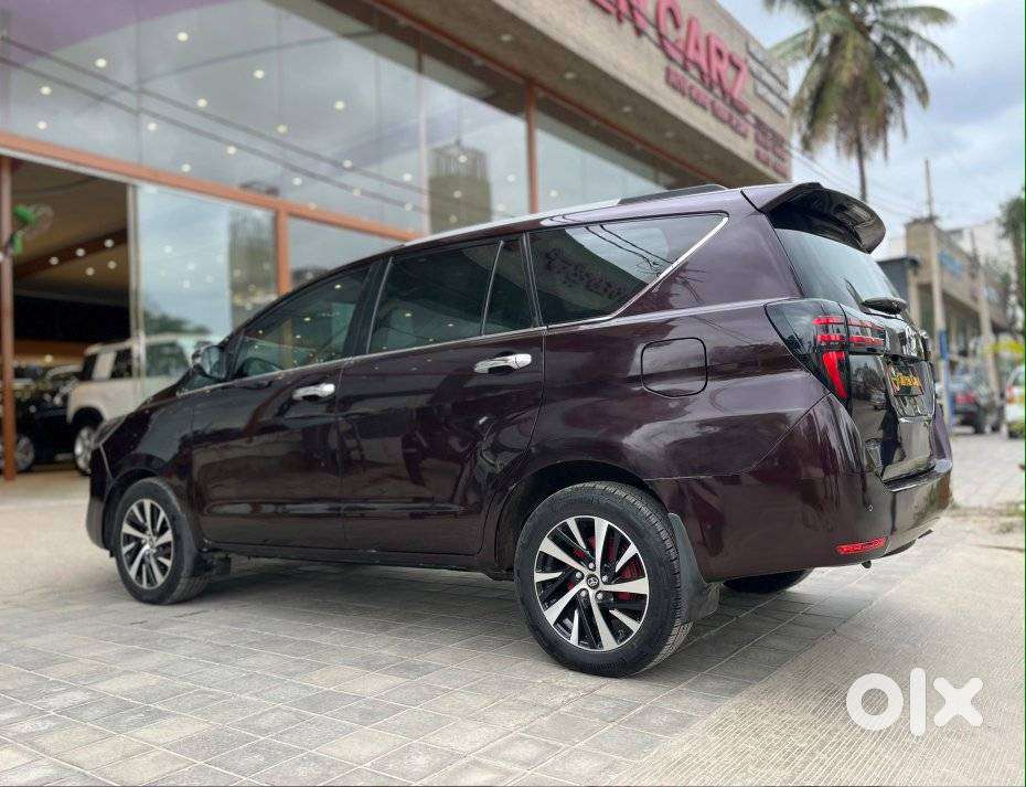 Toyota Innova Crysta G 8 STR, 2019, Diesel