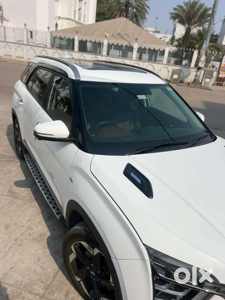 Hyundai Alcazar 2022 Diesel Well Maintained