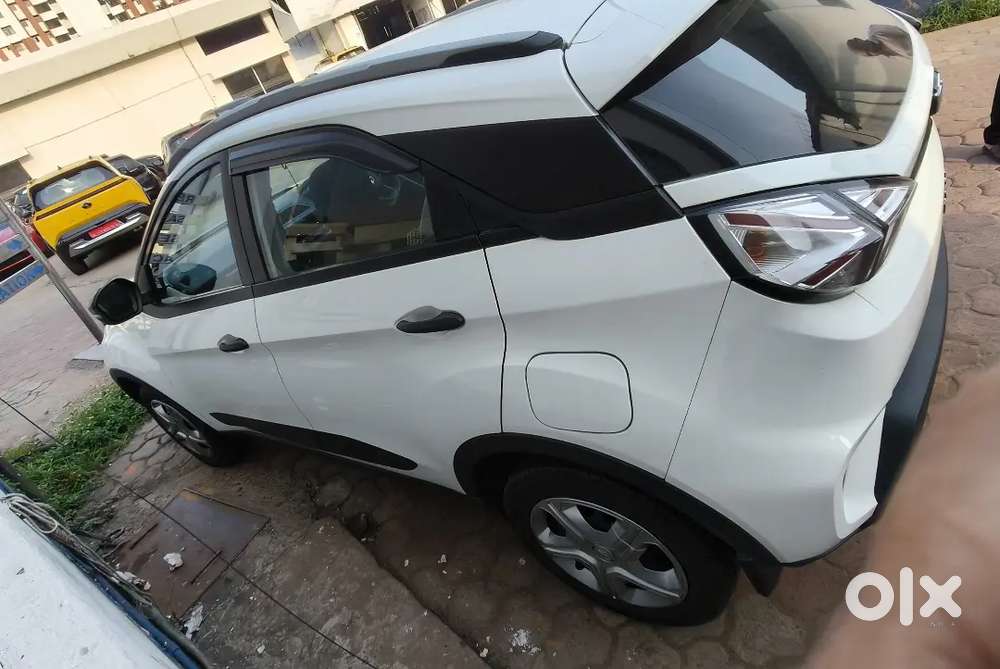 Tata Nexon Xm Petrol Manual 2023