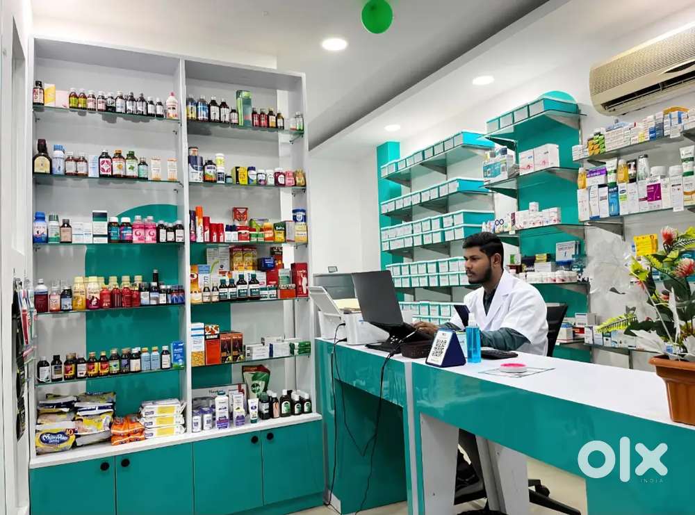 NEED OF BOYS AND GIRLS IN APOLLO MEDICAL STORE IN LUCKNOW LOCATION!!