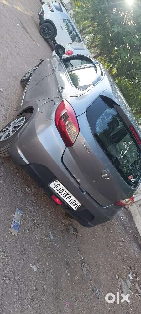 Tata Tiago 2018