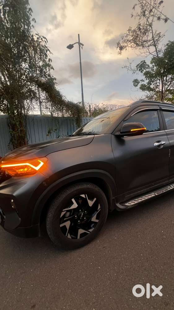 Kia Sonet Xline Dct ( Matte Colour )