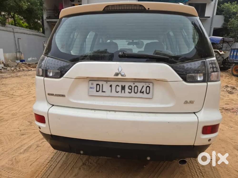 Mitsubishi Outlander 2012 Petrol 112000 Km Driven