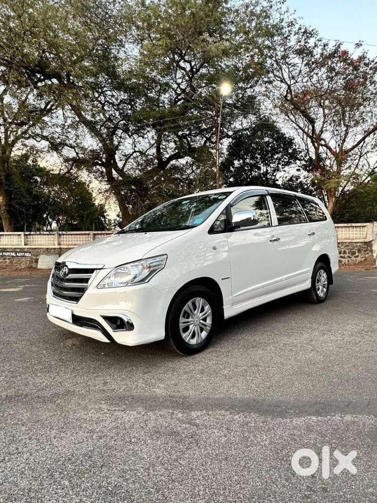 Toyota Innova 2.5 G (diesel) 8 Seater, 2015, Diesel