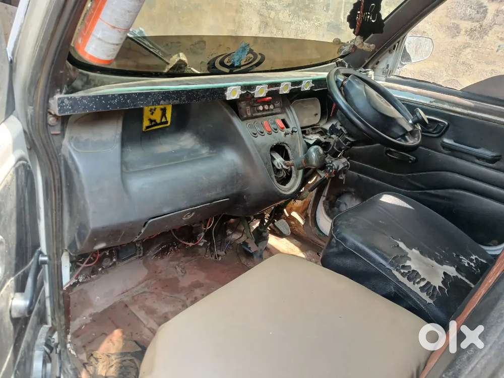 Tata Winger 2.0 Platinum 2013
