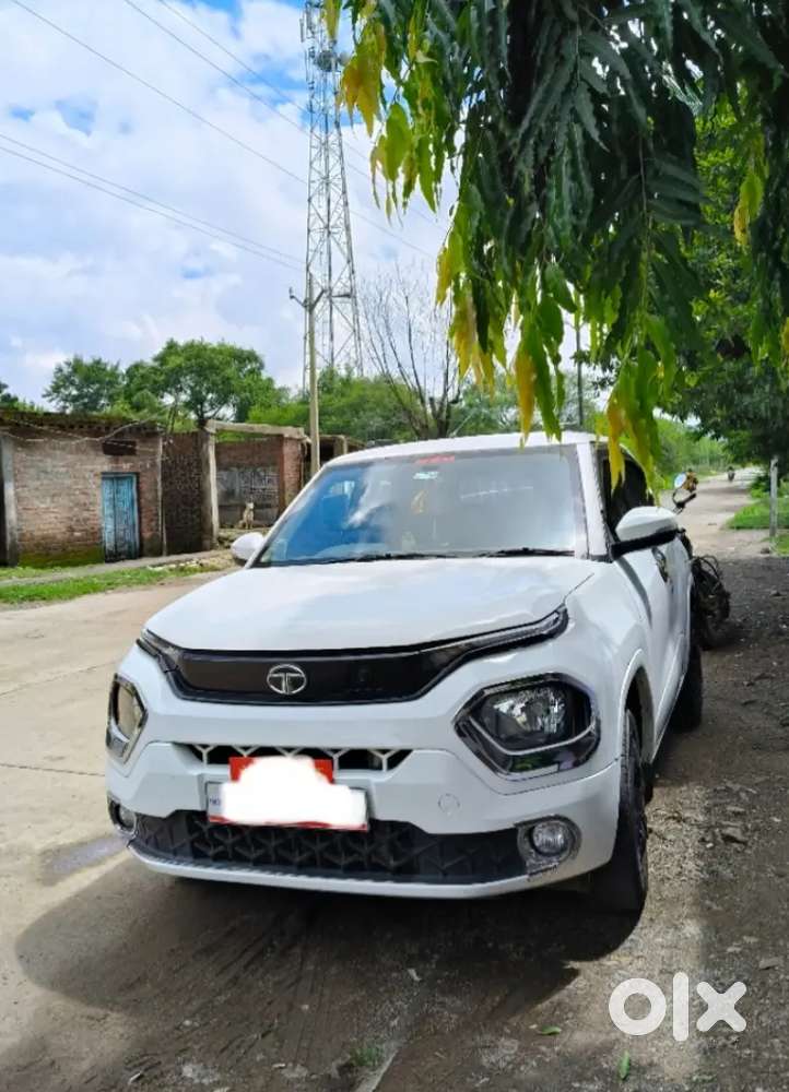 Five Star Safety / Mileage Achcha De Deti Hai (20 Km/l)