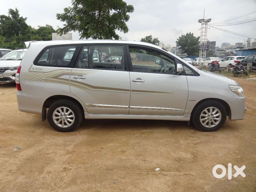 Toyota Innova 2.5 Zx 7 Str Bs-iv, 2014, Diesel