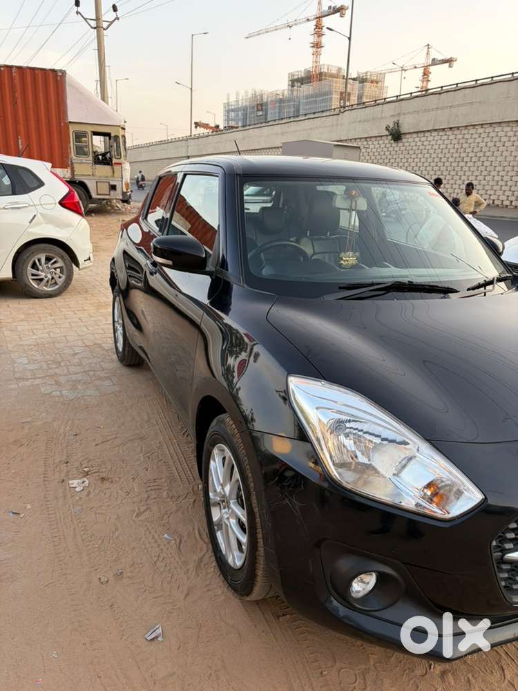 Maruti Suzuki Swift Automatic 2024 Petrol 38000 Km Driven