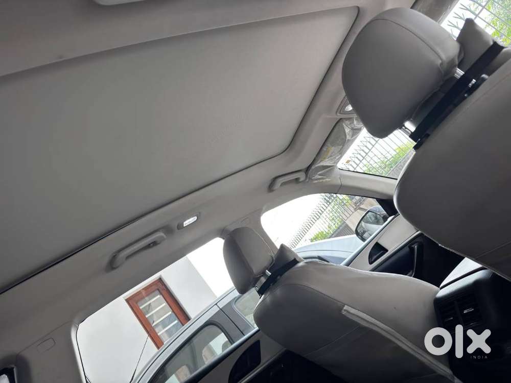 Mahindra Xuv700 Ax5 2023