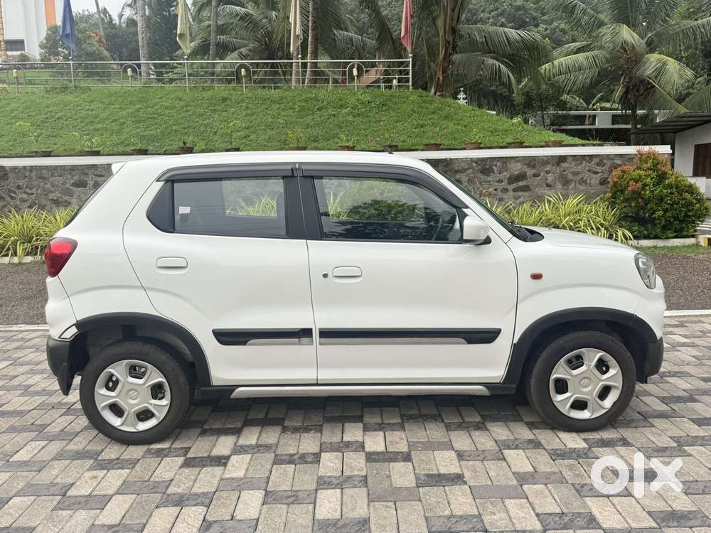Maruti Suzuki S-presso Vxi Opt, 2020, Petrol