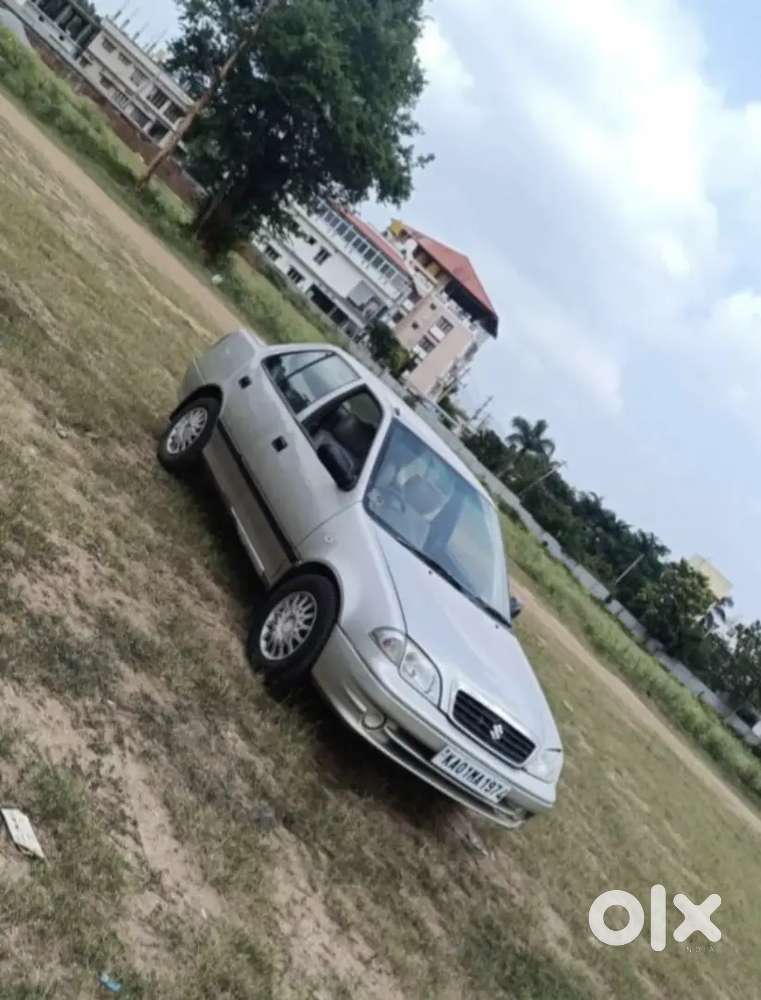 Maruti Suzuki Esteem 2004