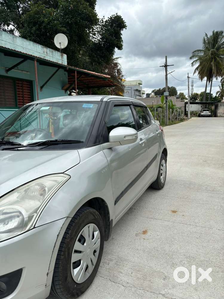 Swift Petrol Maruti 2012