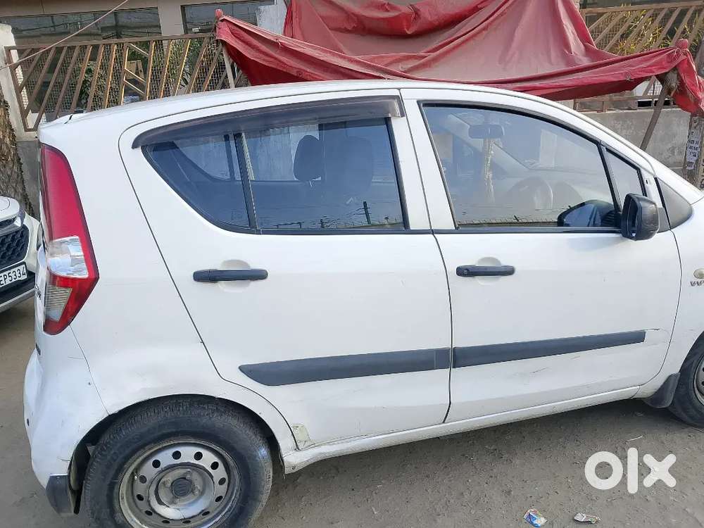 Ritz Suzuki White Petrol Cng