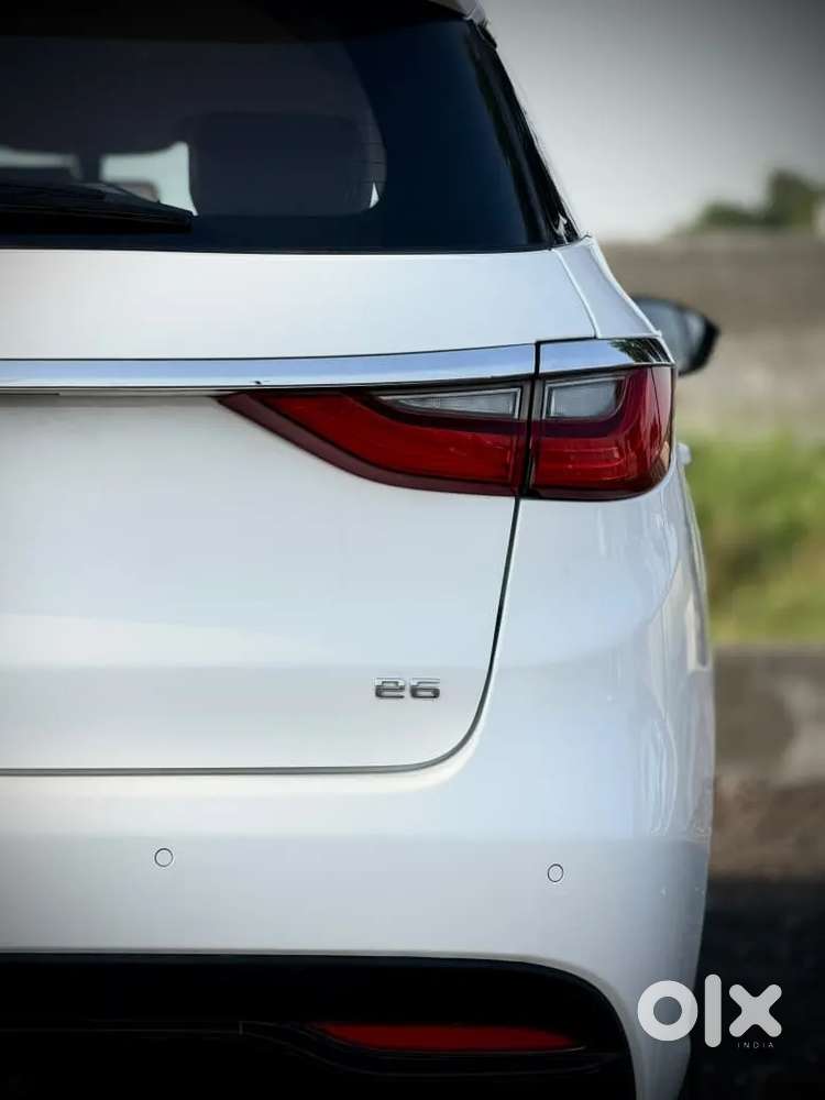 Byd E6, 2023, Electric