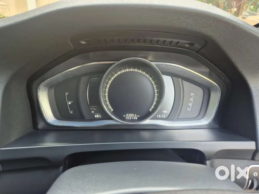 Brand New Car 2tyre 90% 2 Tyre 50 % Insorance Vaild