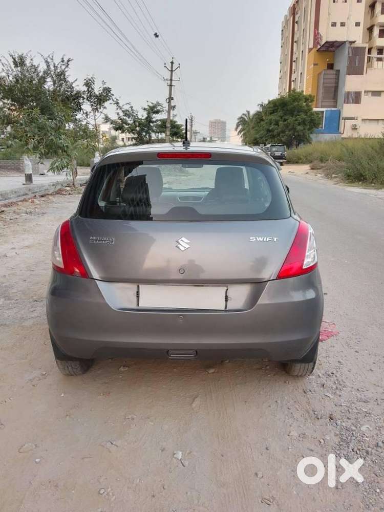 Maruti Suzuki Swift Lxi, 2016, Petrol