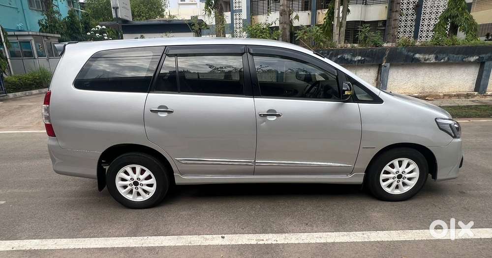 Toyota Innova 2.5 Z Diesel 7 Seater, 2014, Diesel