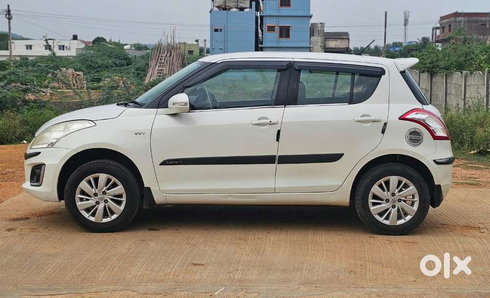 Maruti Suzuki Swift 1.3 Zxi, 2017, Petrol