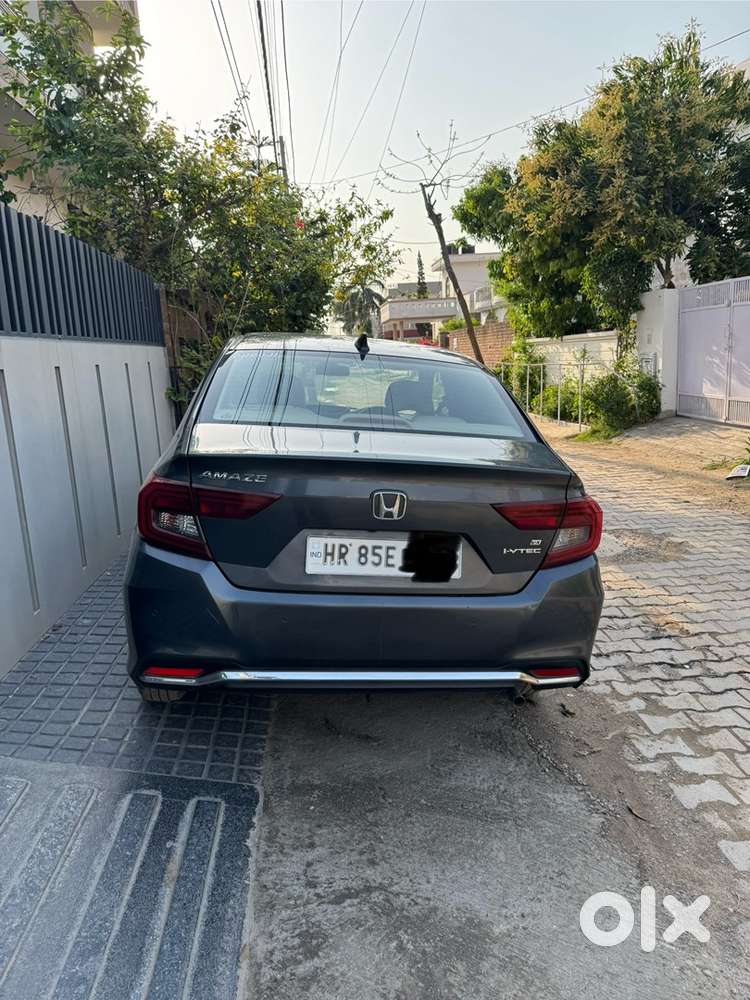 Honda Amaze 2nd Gen 2022 Petrol Automatic Well Maintained