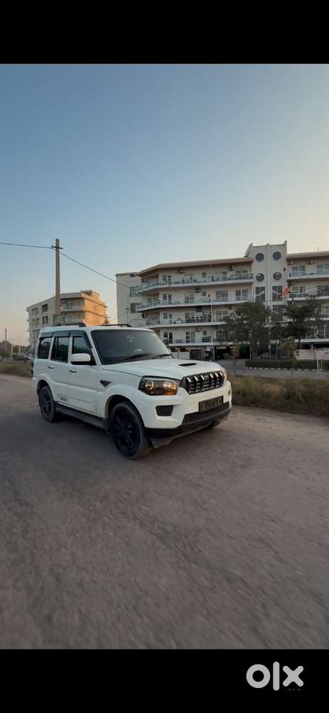 Mahindra Scorpio 2016 Diesel Well Maintained