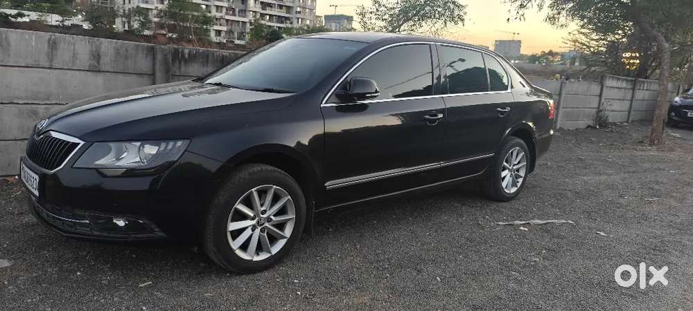 Selling My Skoda Superb 2015 Model Black Color
