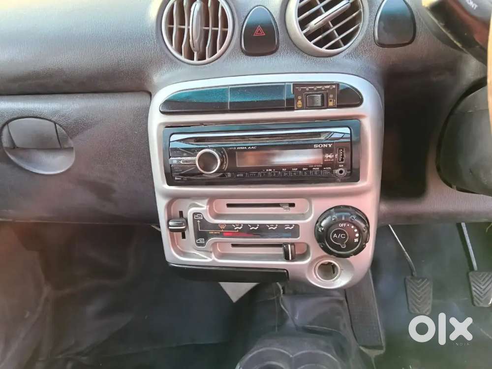 Hyundai Santro Xing 2010 Lpg Well Maintained 5 Tyer New