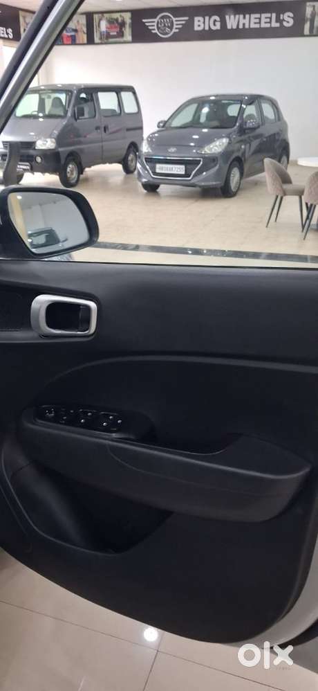 Hyundai Venue S, 2020, Petrol