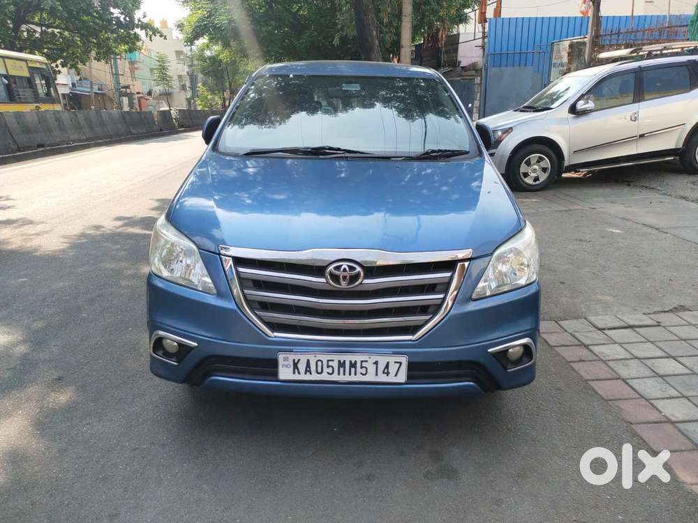 Toyota Innova 2.5 V 8 Str, 2013, Diesel