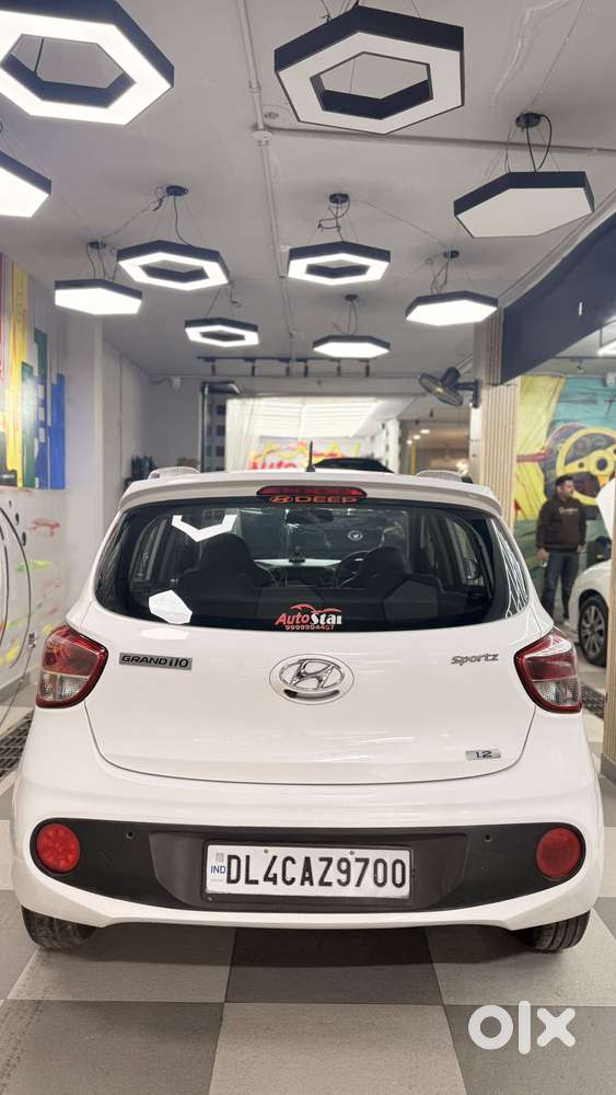 Hyundai Grand I10 Sportz (o) 1.2 At Vtvt, 2019, Petrol