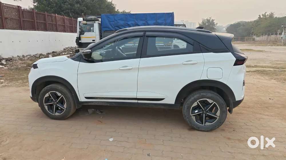 Tata Nexon Fearless Diesel 2024