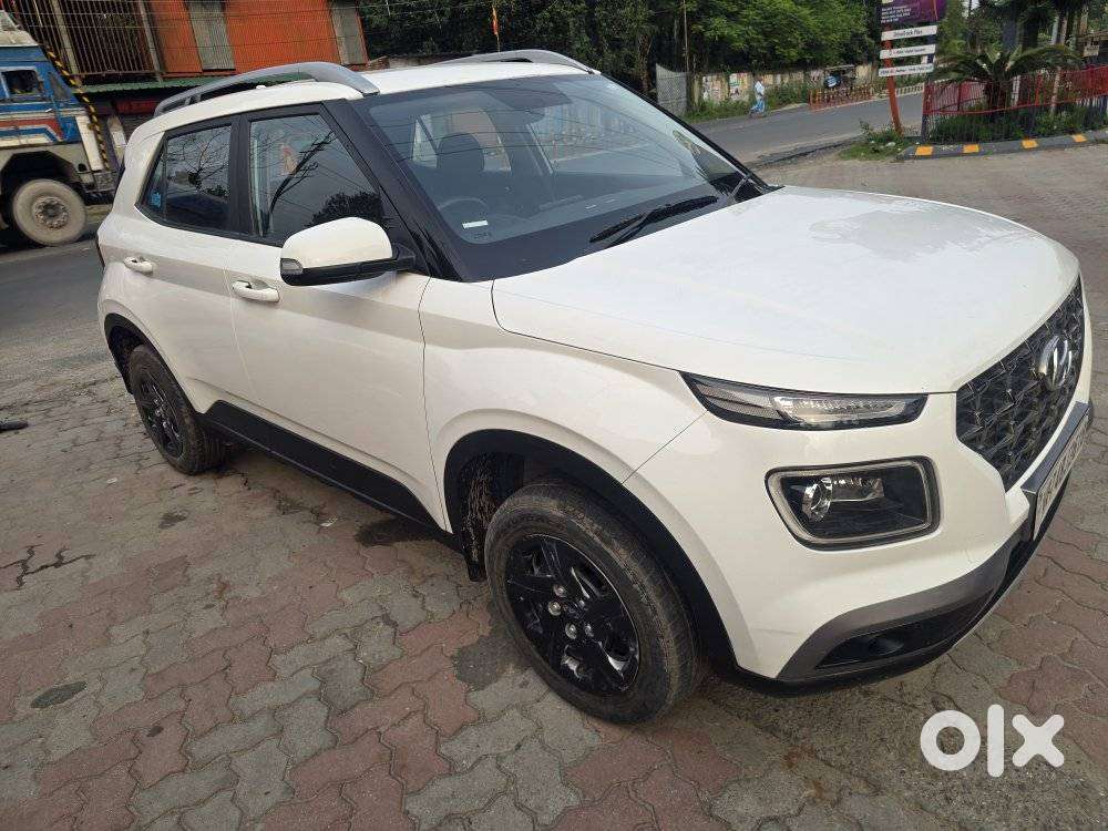 Hyundai Venue 1.2 S Plus, 2022, Petrol