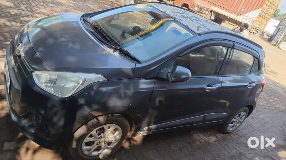 Hyundai Grand I10 Sportz Petrol 2014