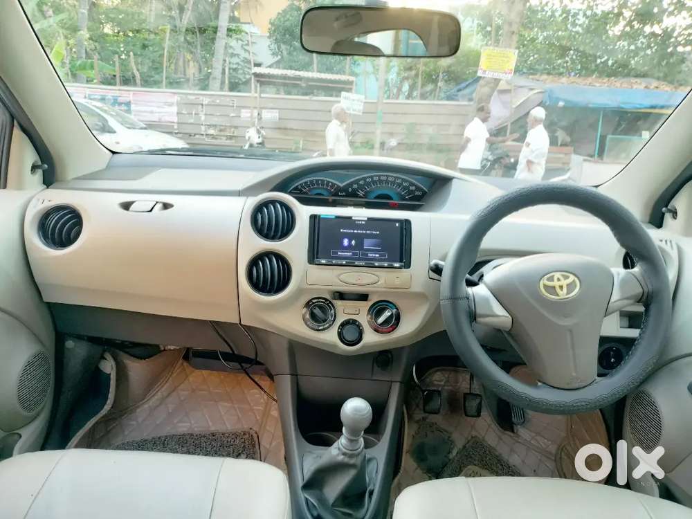 Toyota Etios Model 2015 Owner First Insurance Full Km.180000 Service R