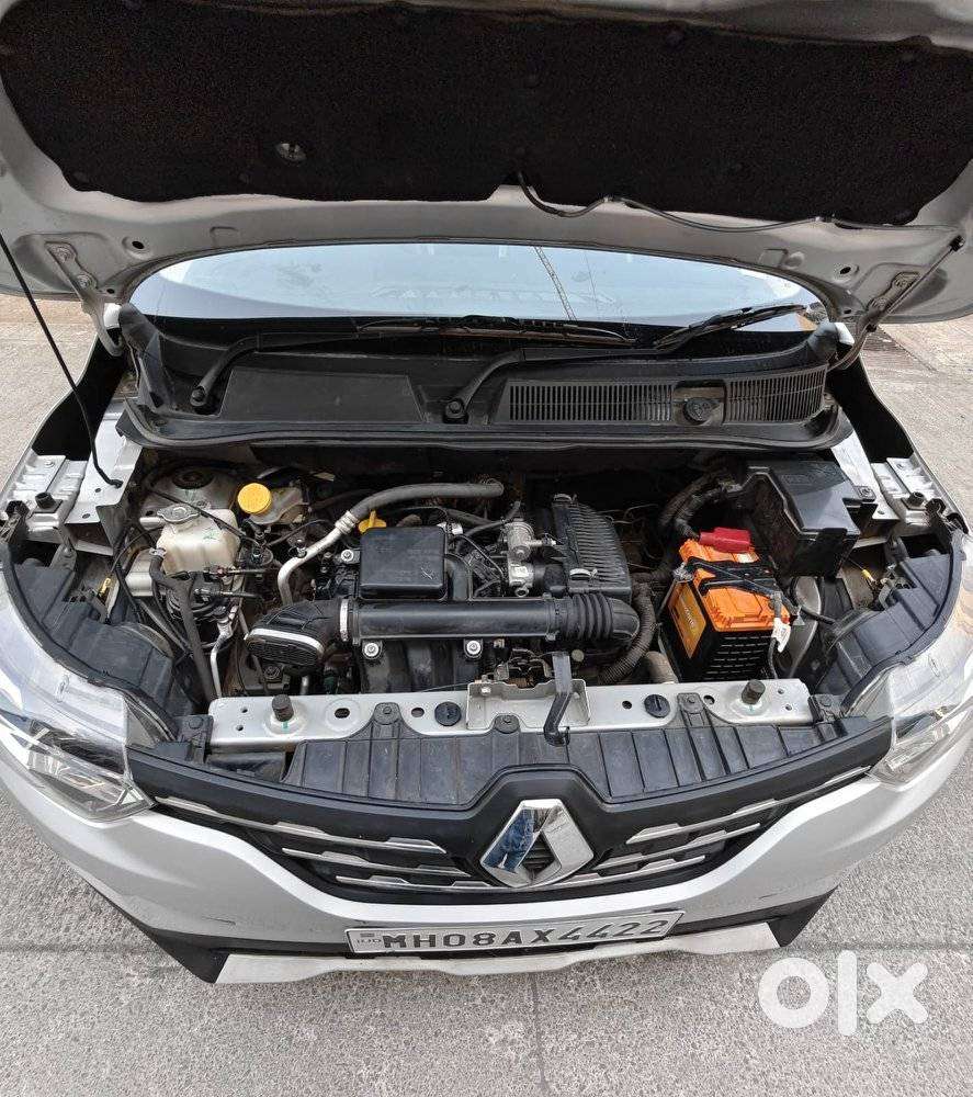 Renault Triber Rxt, 2022, Petrol