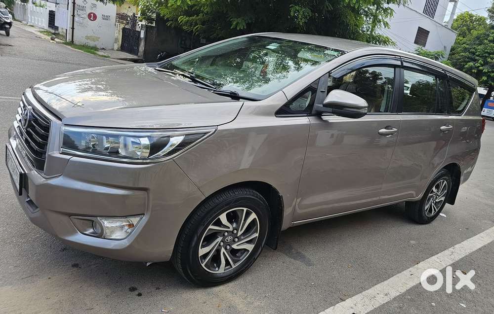 Toyota Innova Crysta 2021 Diesel Manual