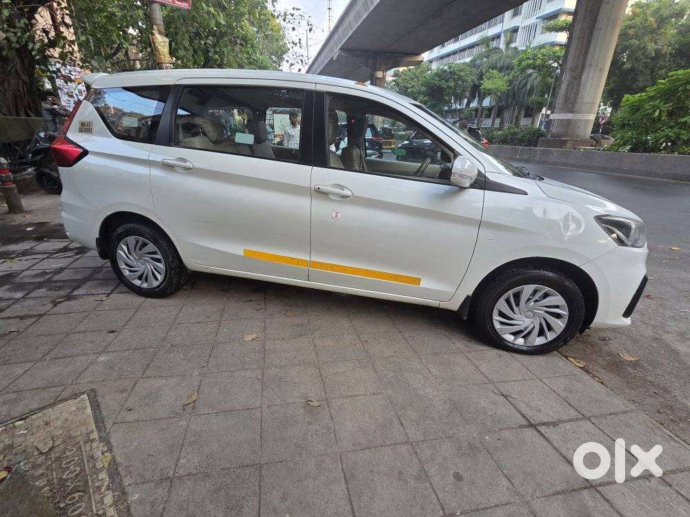Maruti Suzuki Ertiga Vxi Cng, 2023