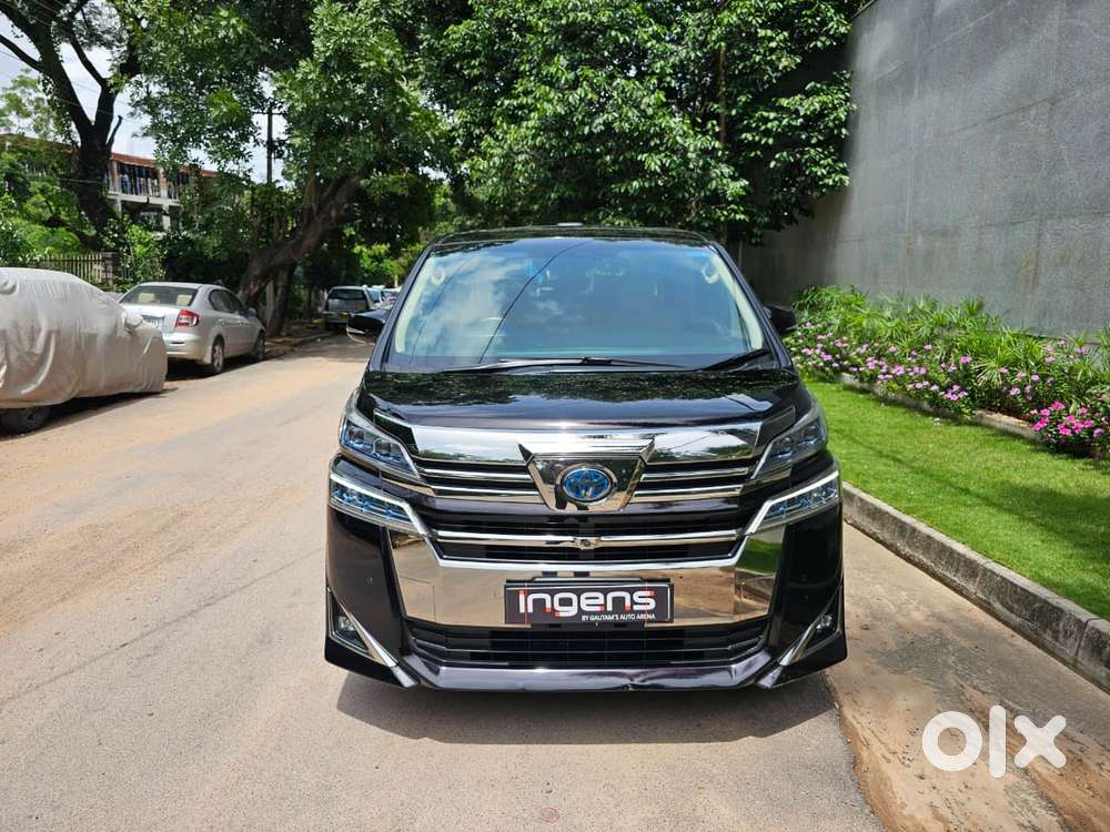Toyota Vellfire 2.5 Executive Lounge, 2020, Petrol