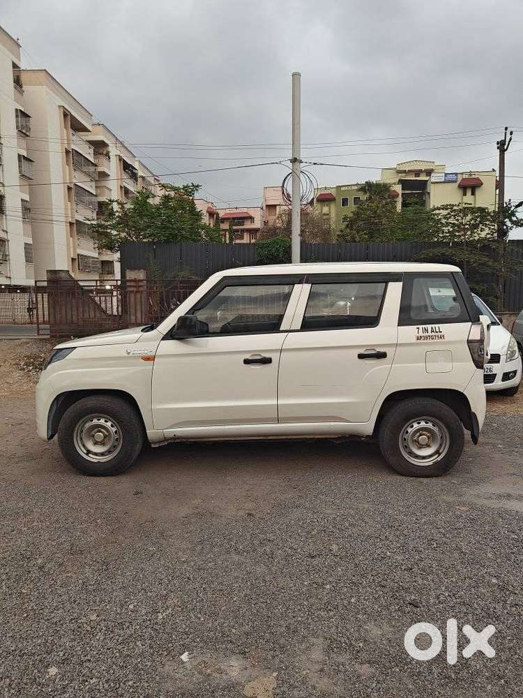 Mahindra Tuv 300 T4, 2020, Diesel