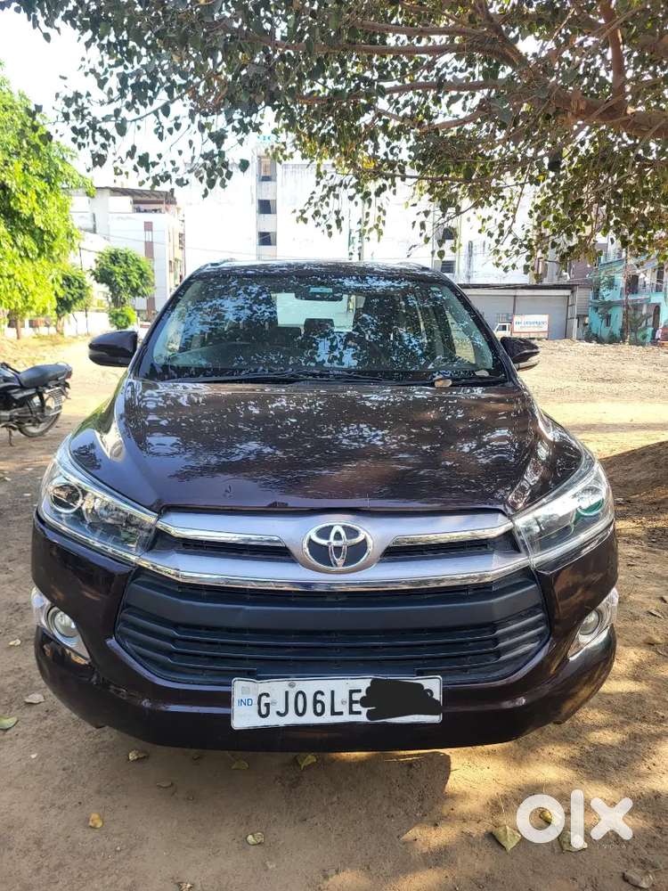 Innova Crysta Forst Owner 2.8 Vx