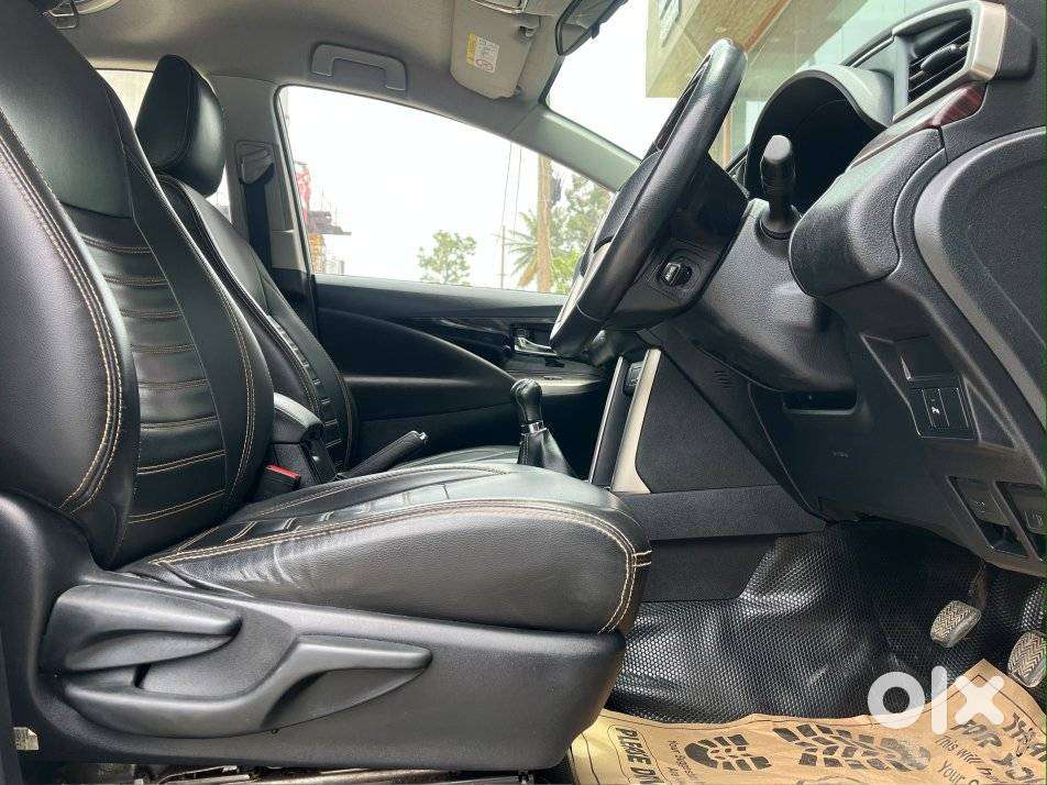 Toyota Innova Crysta 2.4 V 8 STR, 2019, Diesel