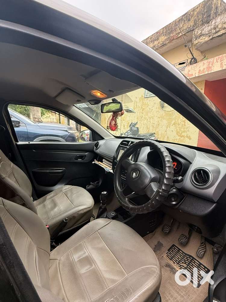 Urgent Sale Renault Kwid Petrol Well Maintained