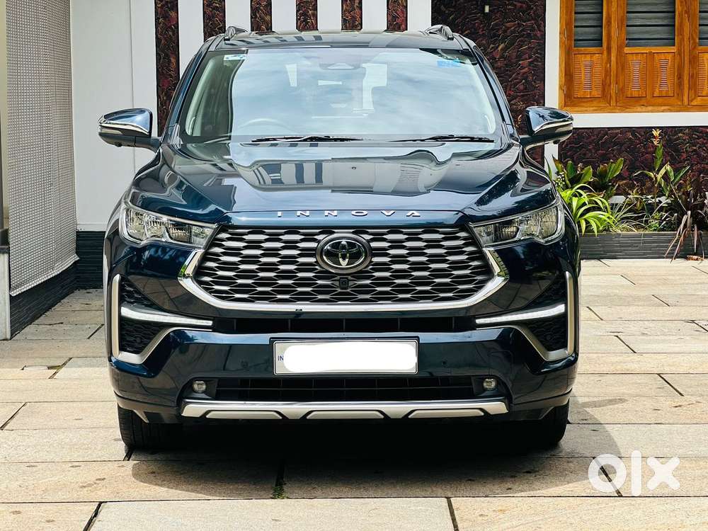 Toyota Innova Hycross 2.0 Zx (o) Hybrid 7 Str, 2024, Petrol