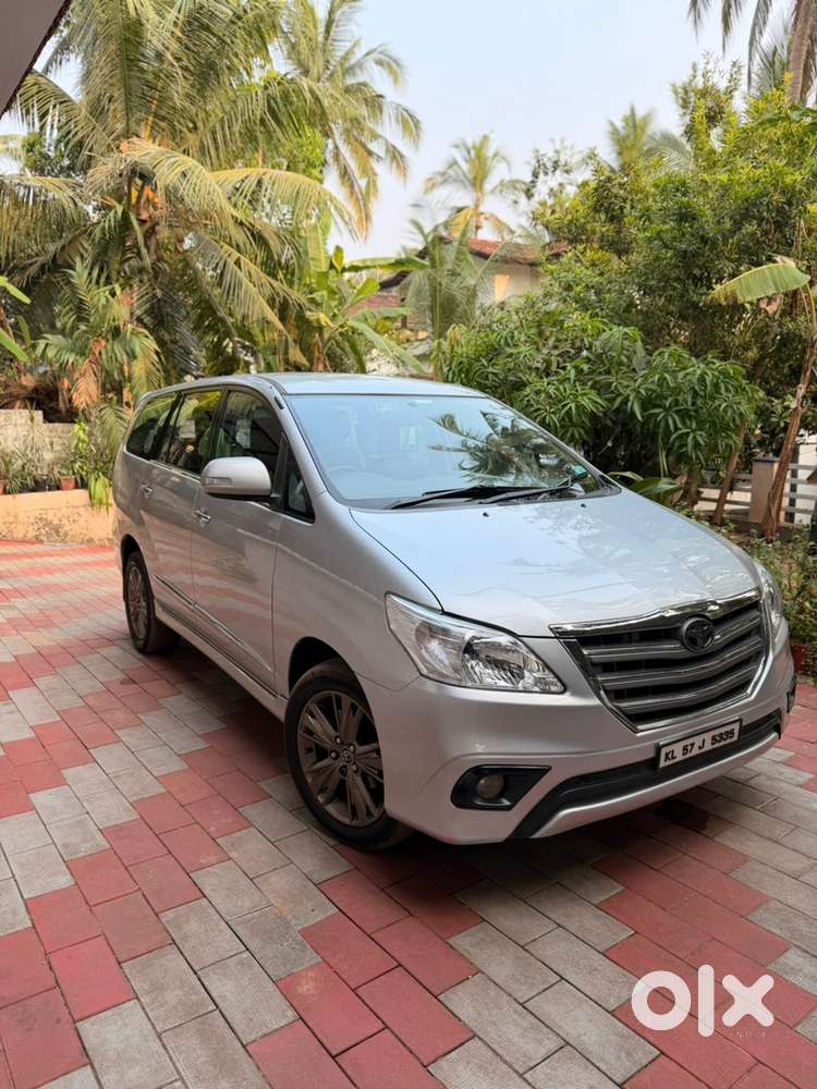 Toyota Innova 2014 Diesel Well Maintained