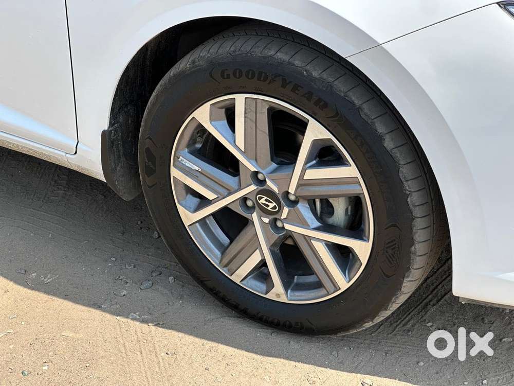 Hyundai Verna 1.5 Sx (o) Vtvt Ivt, 2023, Petrol