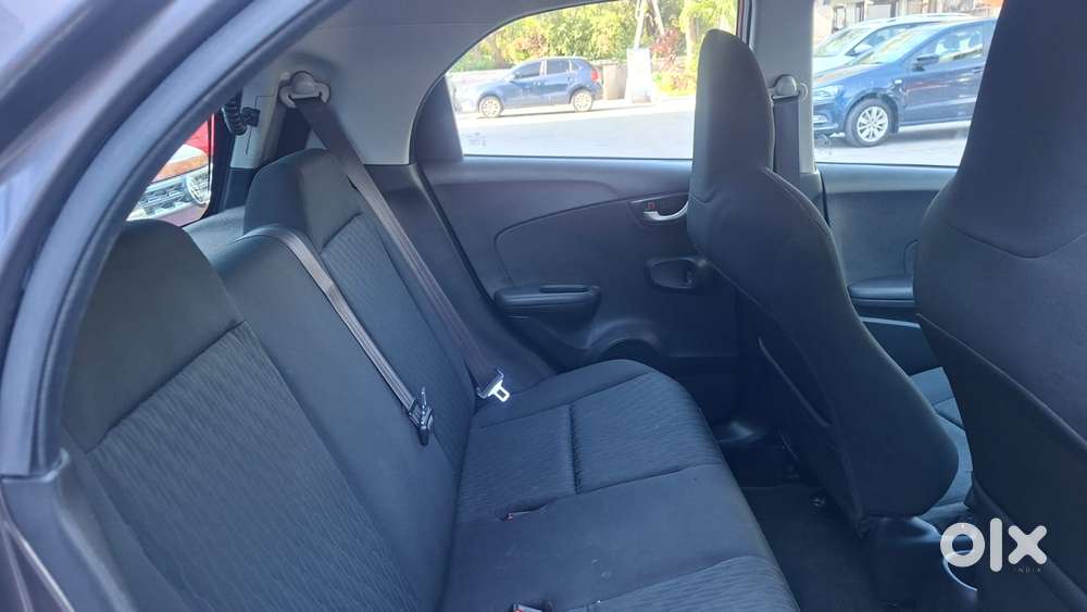 Honda Brio 2013-2016 Vx At, 2016, Petrol