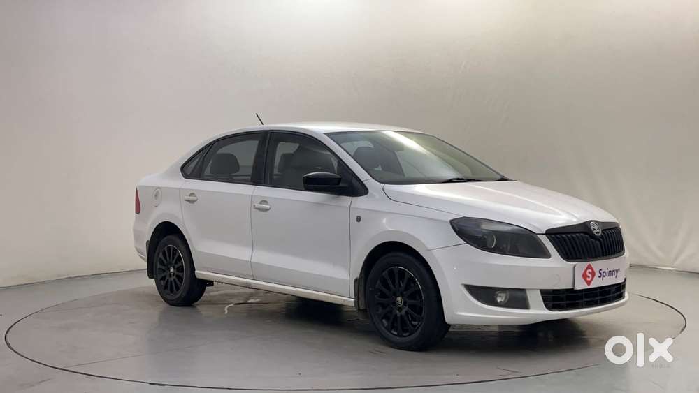 Skoda Rapid 1.6 Mpi Elegance Plus, 2015, Petrol