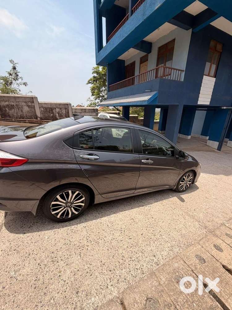 Honda City Zx 2017 Petrol Well Maintained